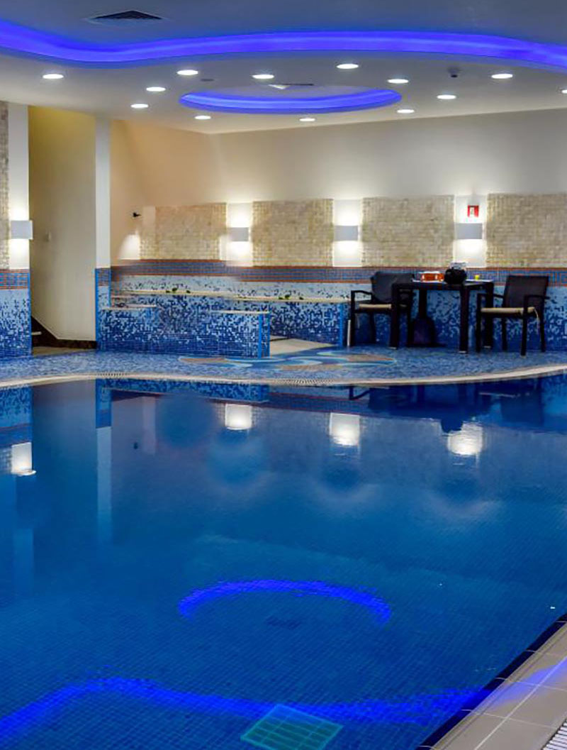 Dubaj apartmány- vnútorný bazén
